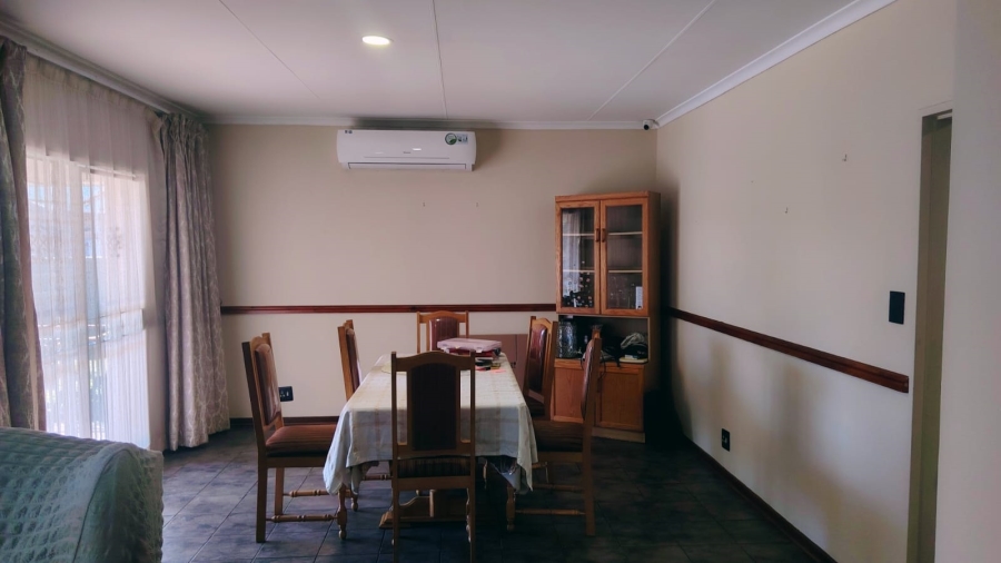 4 Bedroom Property for Sale in Vaalpark Free State